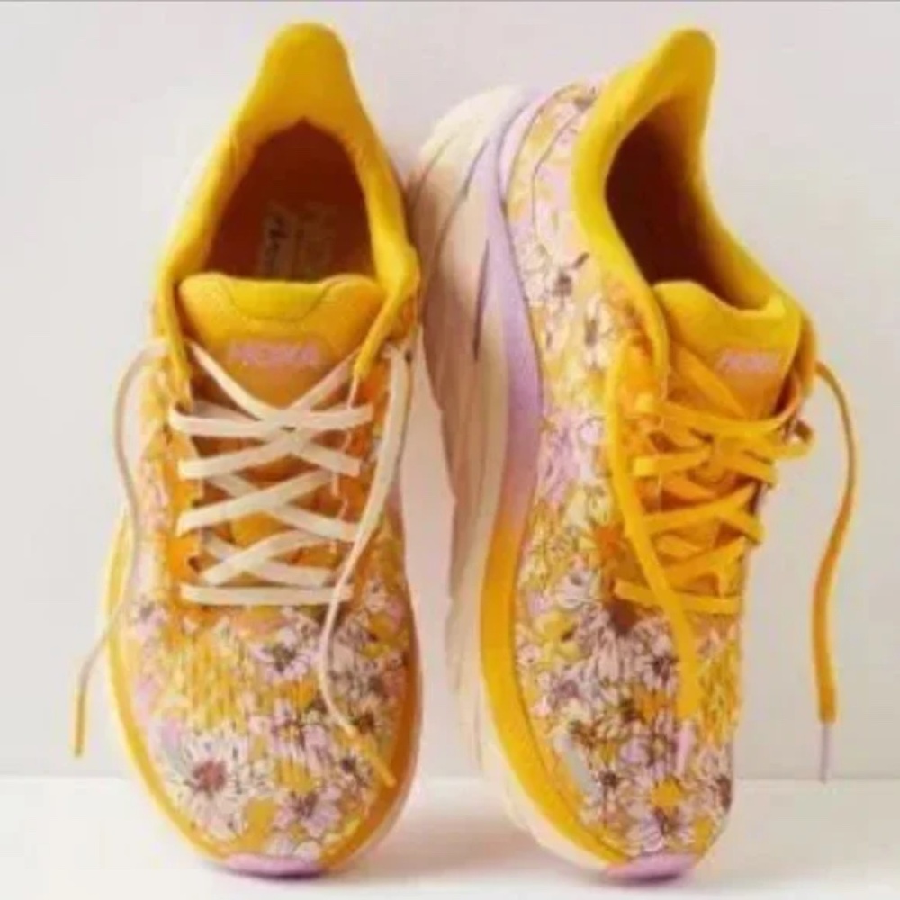 SOLD Free People x Hoka 8.5